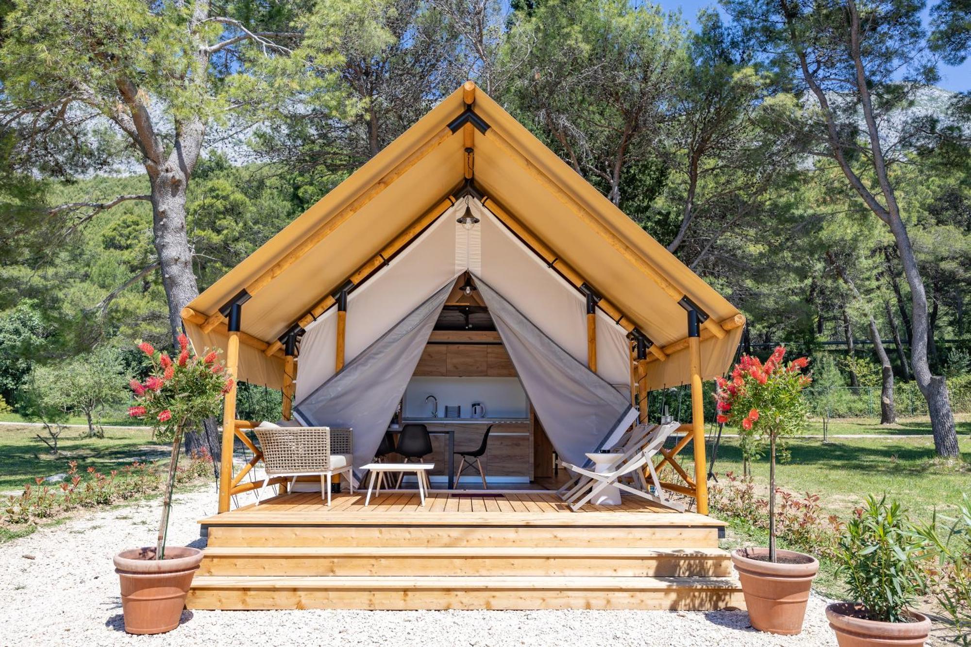 Camp Dole Zivogosce - Mobile Home And Glamping Tent Exteriör bild